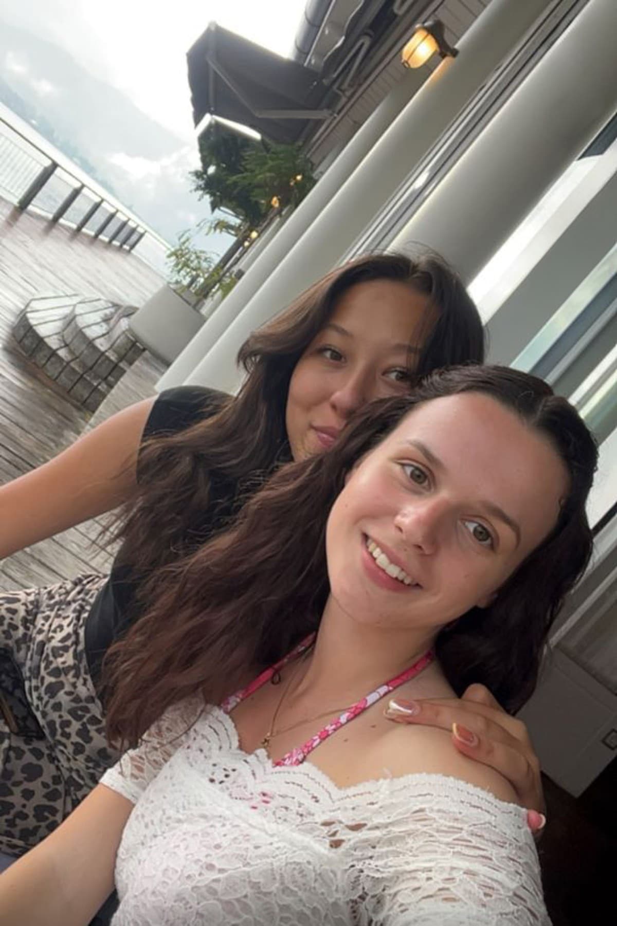 Marina auf einem Ausflug