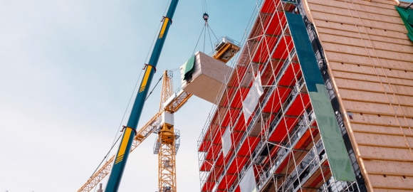 Magazin Teaser Vom Werk auf die Baustelle: Offsite Manufacturing einfach erklärt Magazin Teaser Vom Werk auf die Baustelle: Offsite Manufacturing einfach erklärt