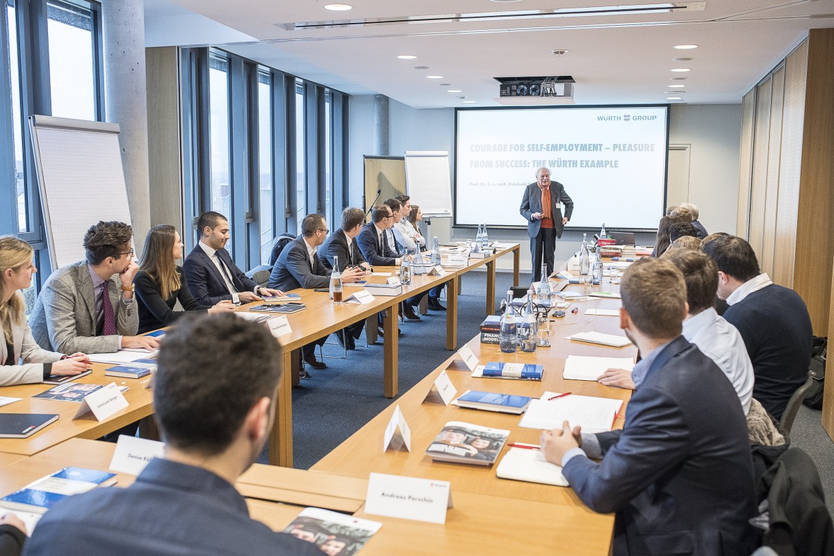 Lecture of Prof. Dr. h. c. mult. Reinhold Würth Prof. Dr. h. c. mult. Reinhold Würth shares his experiences with the students